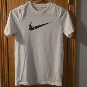 Nike Boys’ Short Sleeve Shirt – Size M (10/12)